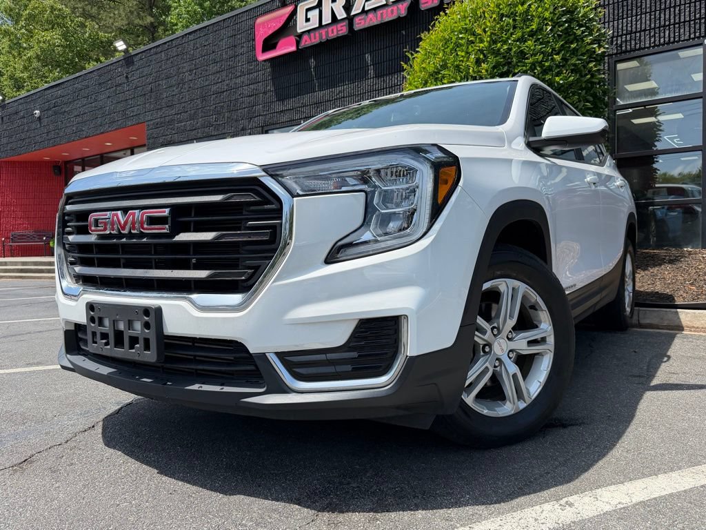 Used 2023 GMC Terrain SLE w/ Driver Convenience Package AWD/4WD image 2