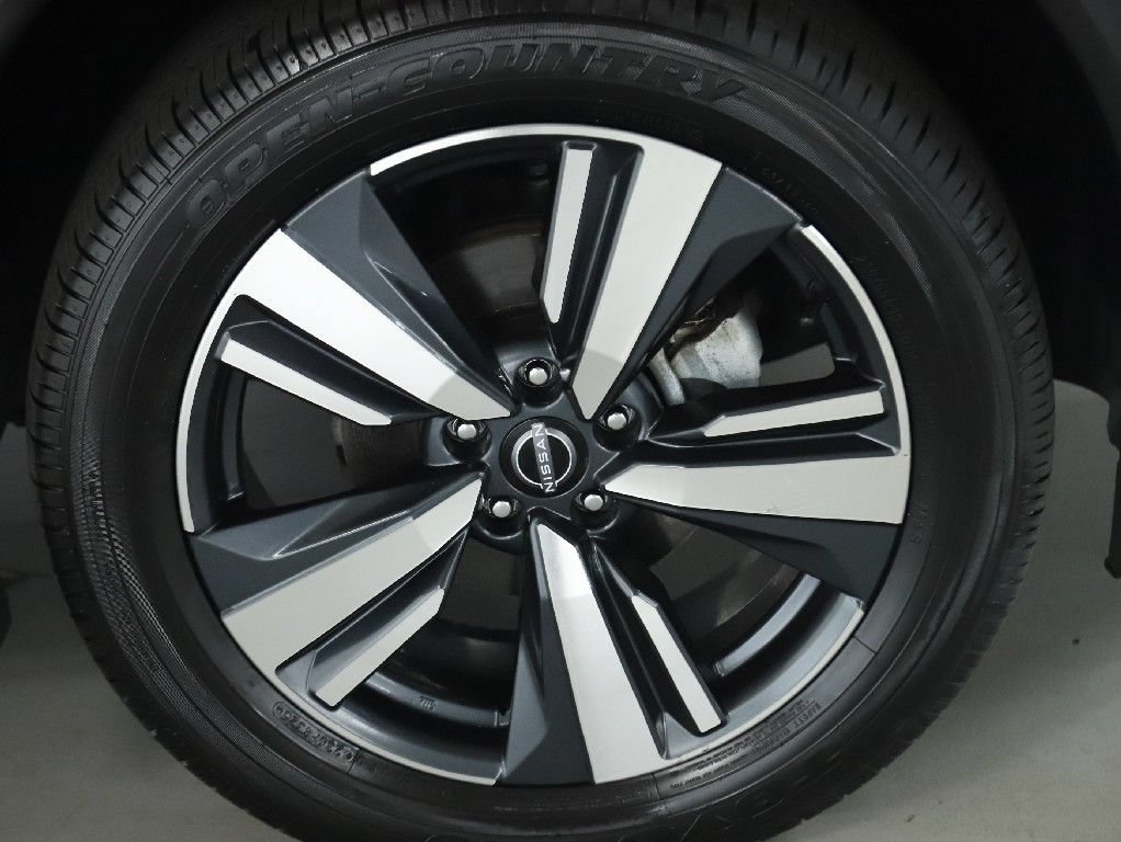 Certified 2023 Nissan Rogue SL w/ SL Premium Package AWD/4WD image 10