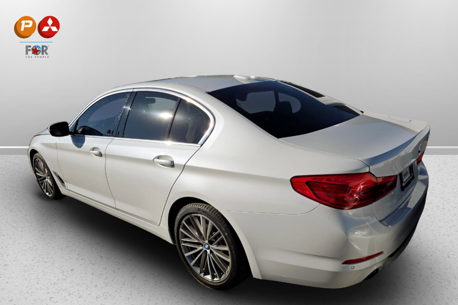 Used 2020 BMW 530i w/ Premium Package image 2