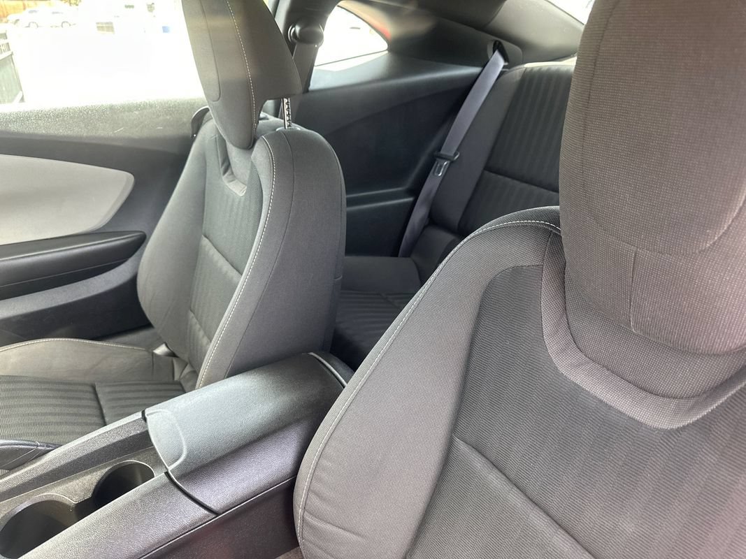 Used 2015 Chevrolet Camaro LS RWD image 30