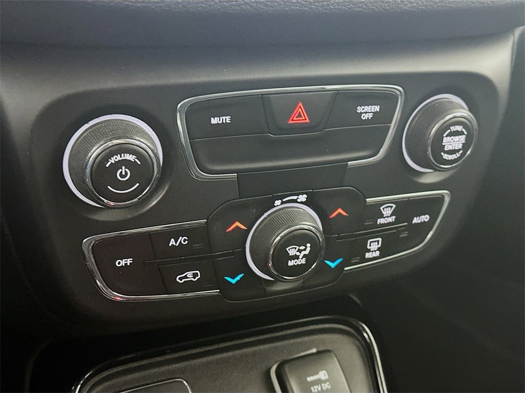 Used 2019 Jeep Compass Altitude image 17