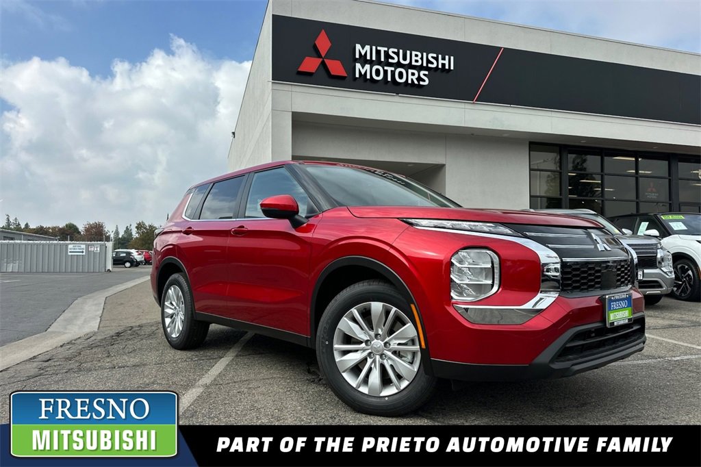 New 2025 Mitsubishi Outlander ES image 1
