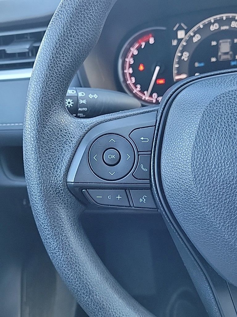 Used 2023 Toyota RAV4 XLE image 23