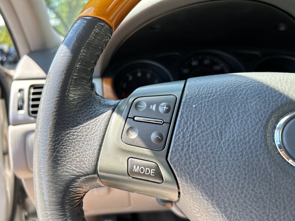 Used 2005 Lexus ES 330 FWD image 13