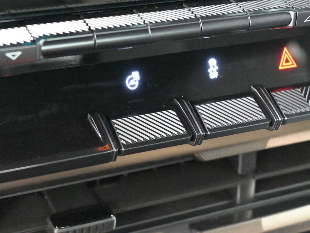 New 2025 GMC Hummer EV 2X w/ LPO, Sport Package image 25