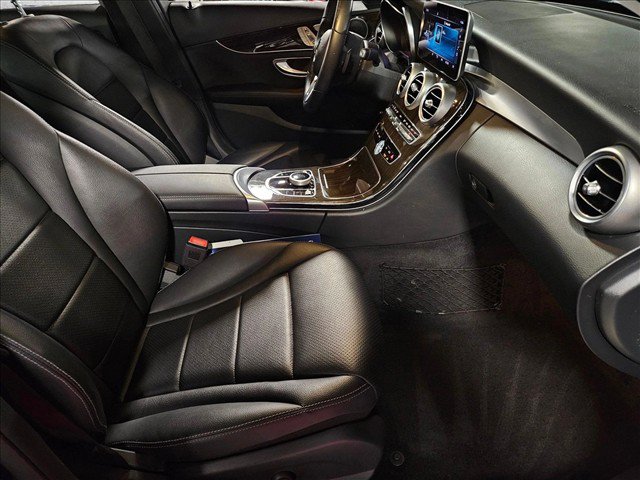 Used 2020 Mercedes-Benz C 300 Sedan image 21