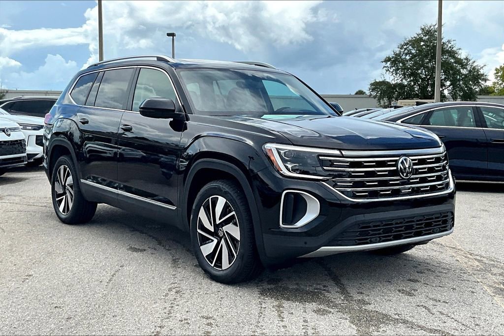 New 2026 Volkswagen Atlas SEL image 2