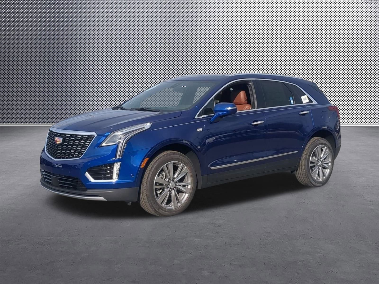 New 2025 Cadillac XT5 Premium Luxury w/ Technology Package
