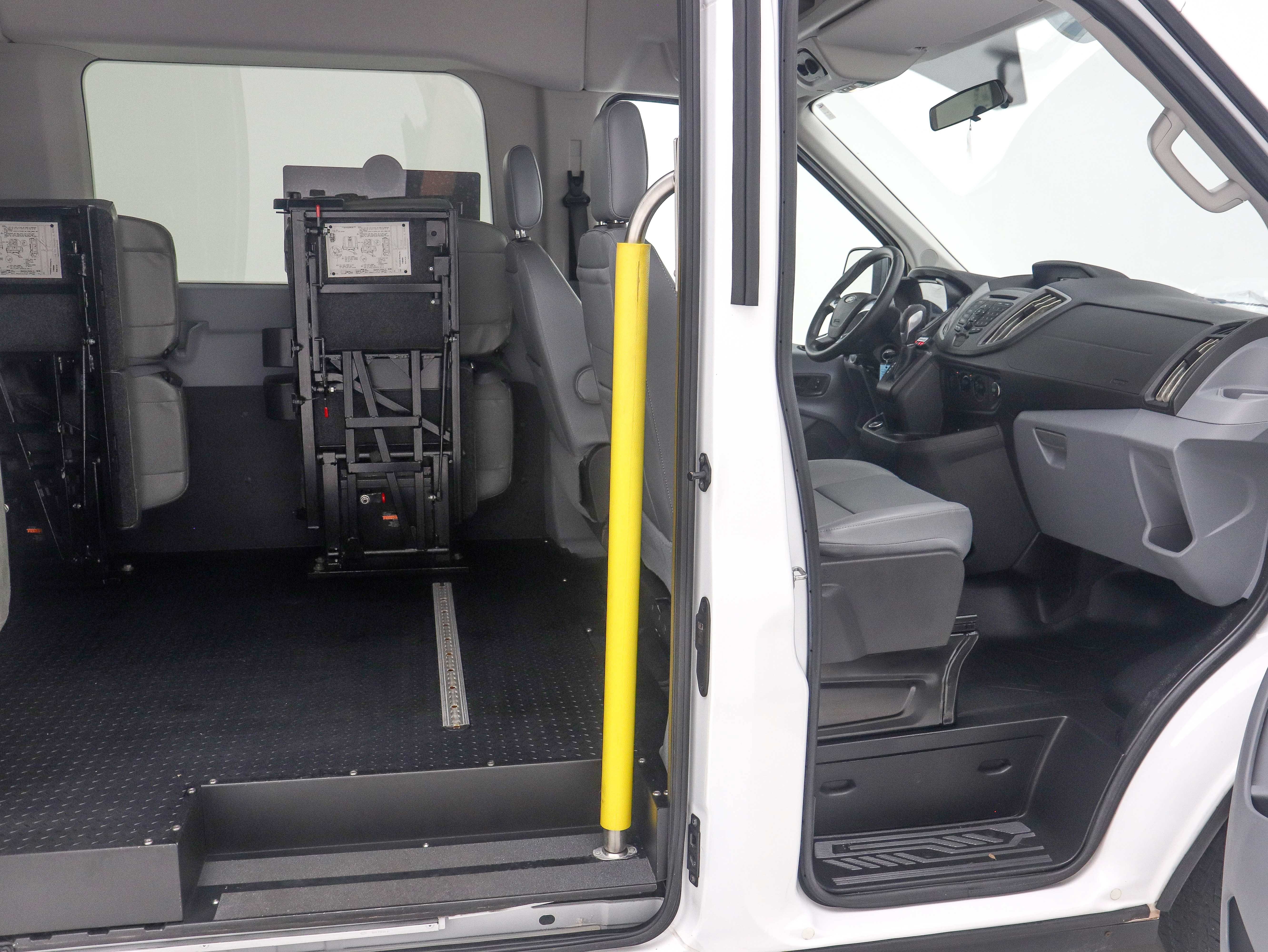 Used 2017 Ford Transit 350 XL RWD image 15