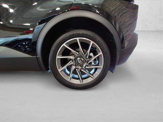 New 2026 Toyota C-HR AWD/4WD image 10