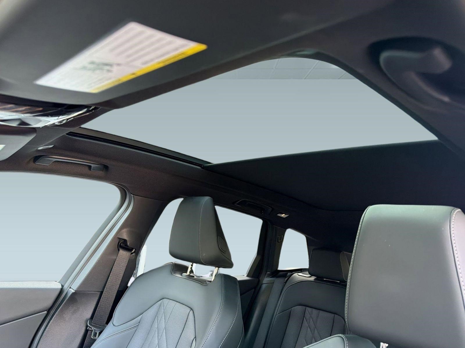 Used 2025 BMW X3 xDrive30i w/ Premium Package image 15