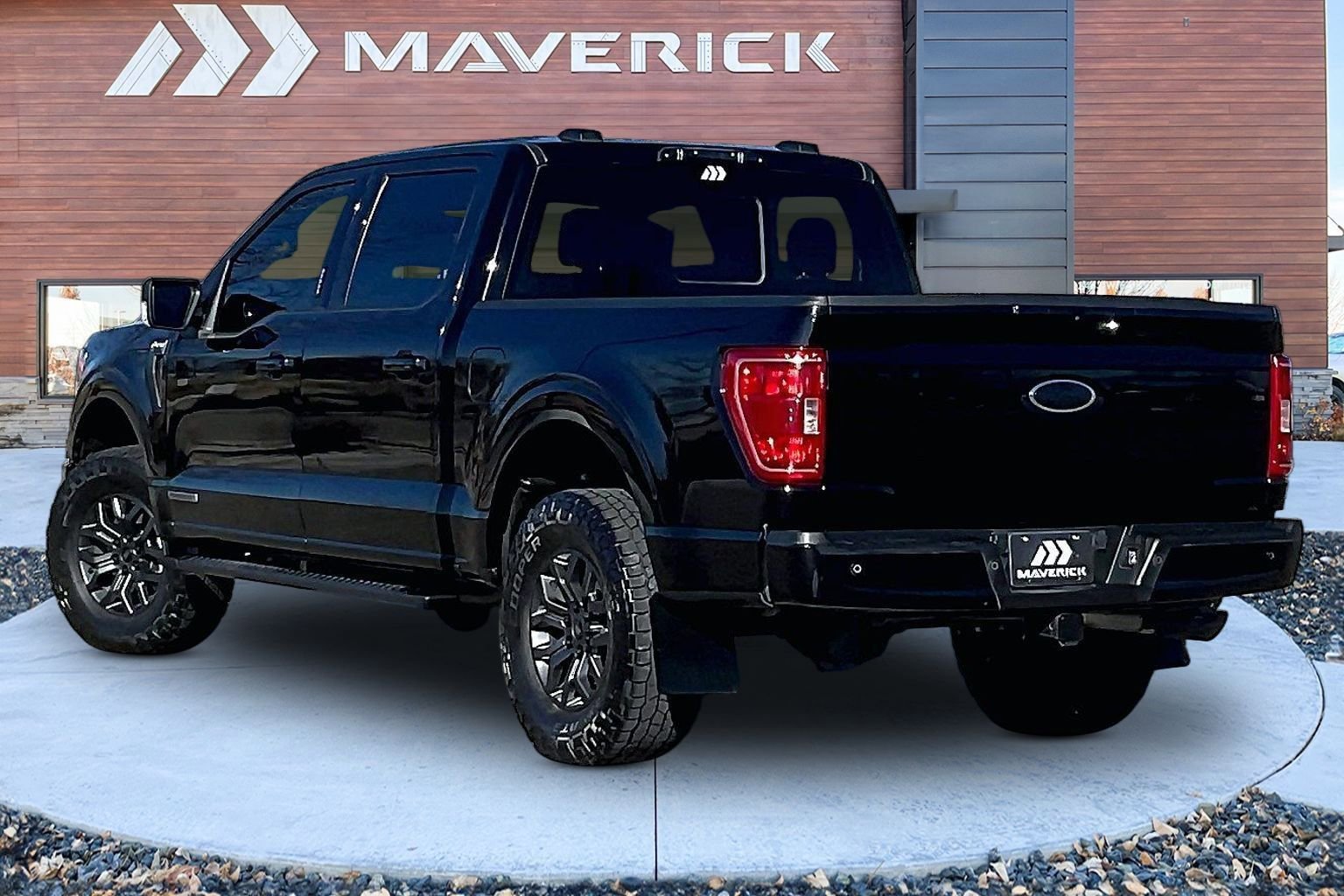 Used 2021 Ford F150 XLT w/ Equipment Group 302A High image 4