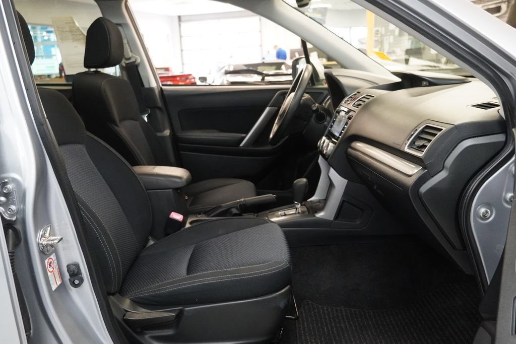 Used 2016 Subaru Forester 2.5i Premium w/ Popular Package #1 AWD/4WD image 27