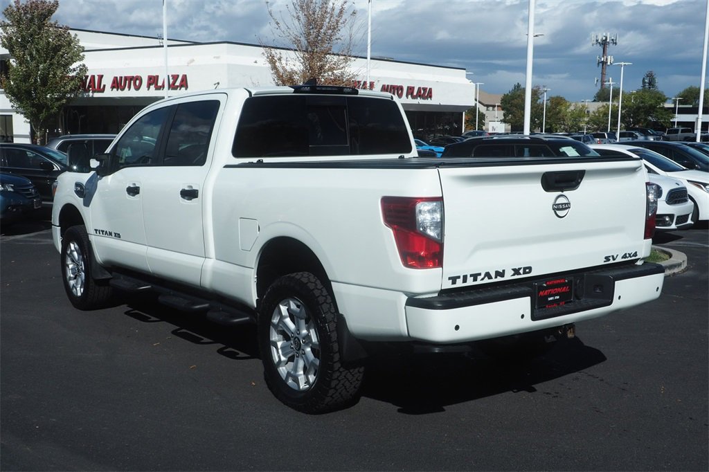 Used 2023 Nissan Titan SV w/ SV Convenience Package image 7