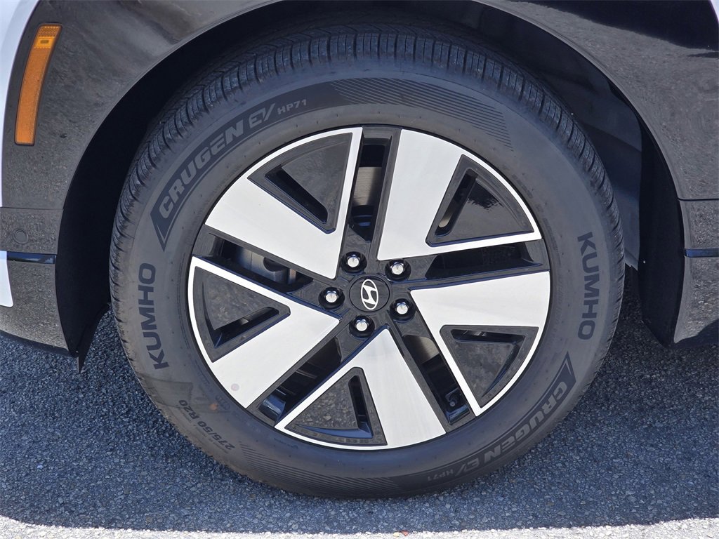 New 2026 Hyundai Ioniq 9 SEL image 5