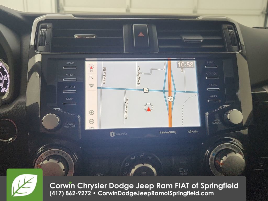 Used 2020 Toyota 4Runner TRD Off-Road Premium w/ Moonroof Package AWD/4WD image 26