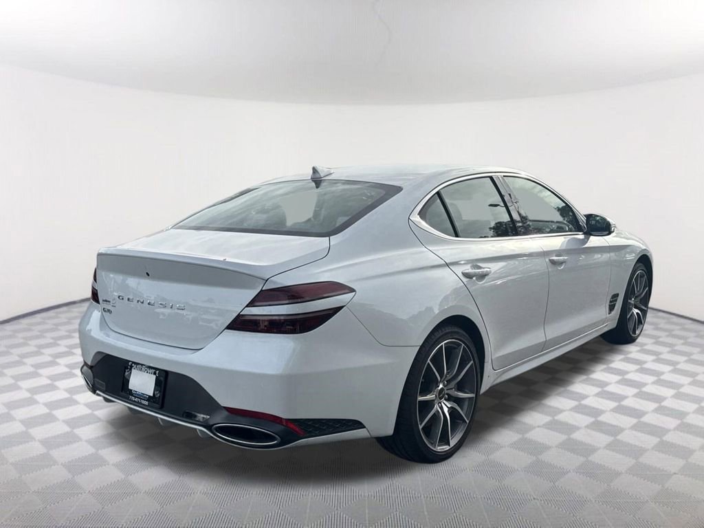 Used 2025 Genesis G70 2.5T RWD image 5