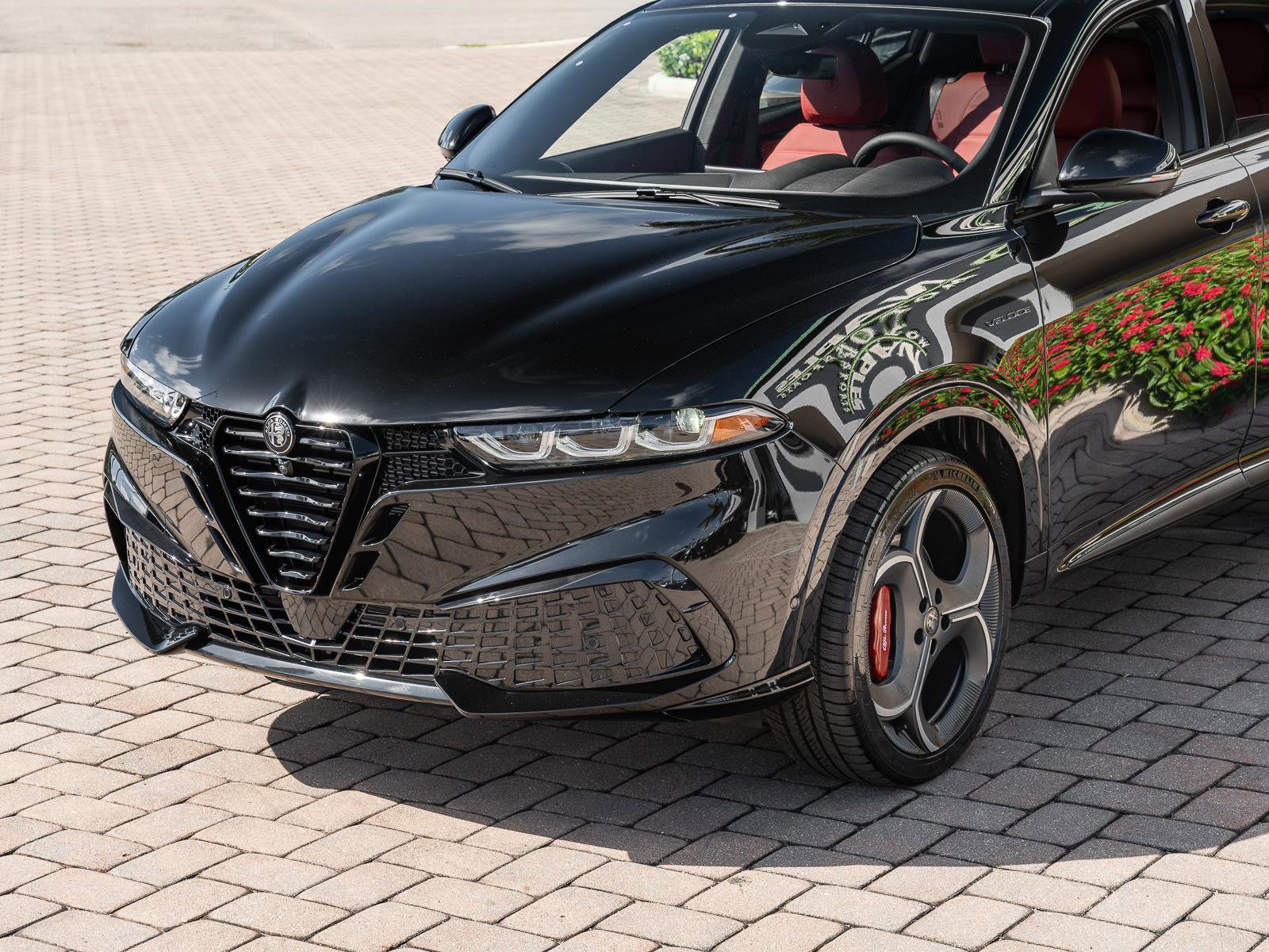 New 2026 Alfa Romeo Tonale Veloce w/ Quick Order Package 23H Volce image 21