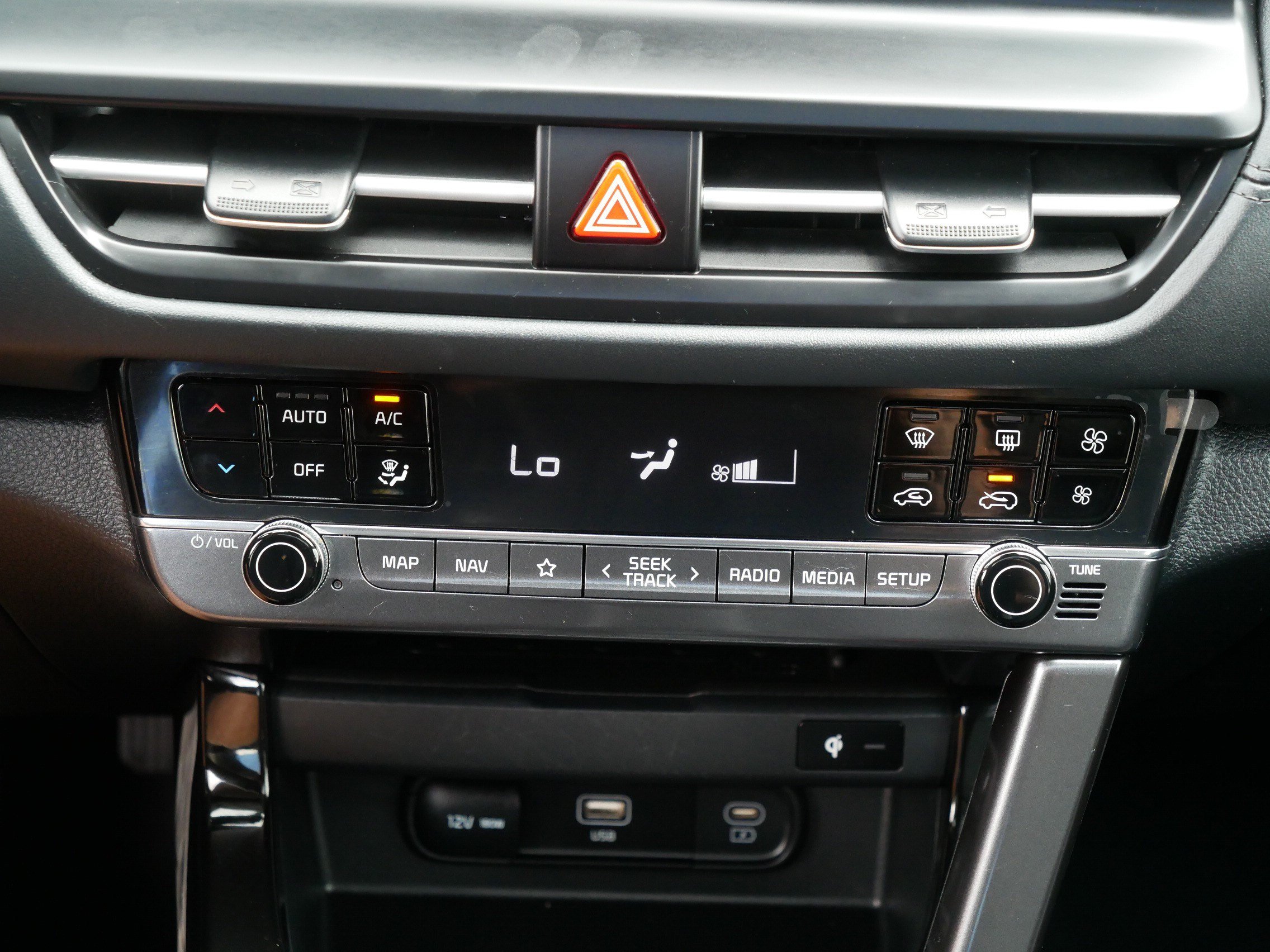 Certified 2024 Kia Seltos EX AWD/4WD image 23