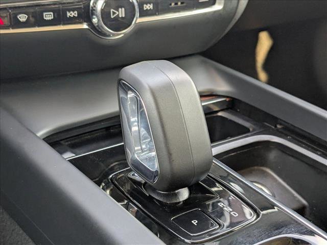 Used 2024 Volvo S60 B5 Plus image 12