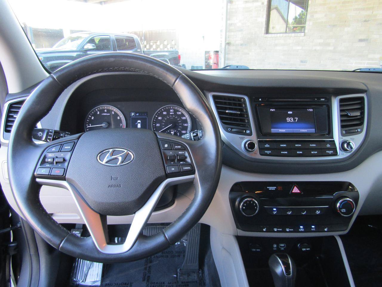 Used 2017 Hyundai Tucson Sport AWD/4WD image 15