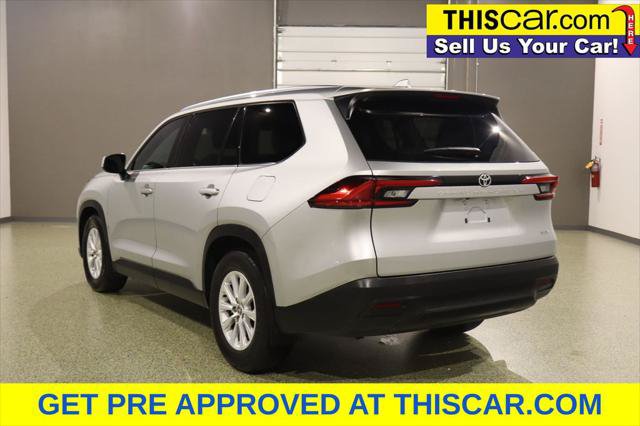 Used 2024 Toyota Grand Highlander FWD image 6