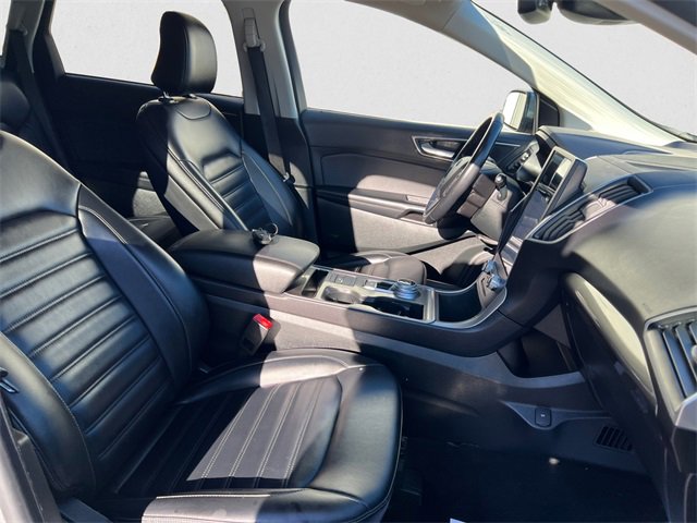 Used 2023 Ford Edge SEL image 15