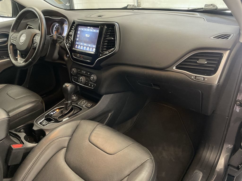 Used 2020 Jeep Cherokee Limited AWD/4WD image 21