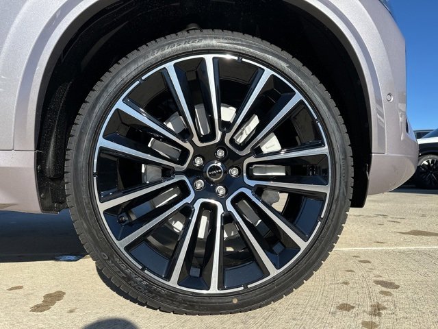 New 2026 Volvo XC90 B6 Plus w/ Protection Package image 9