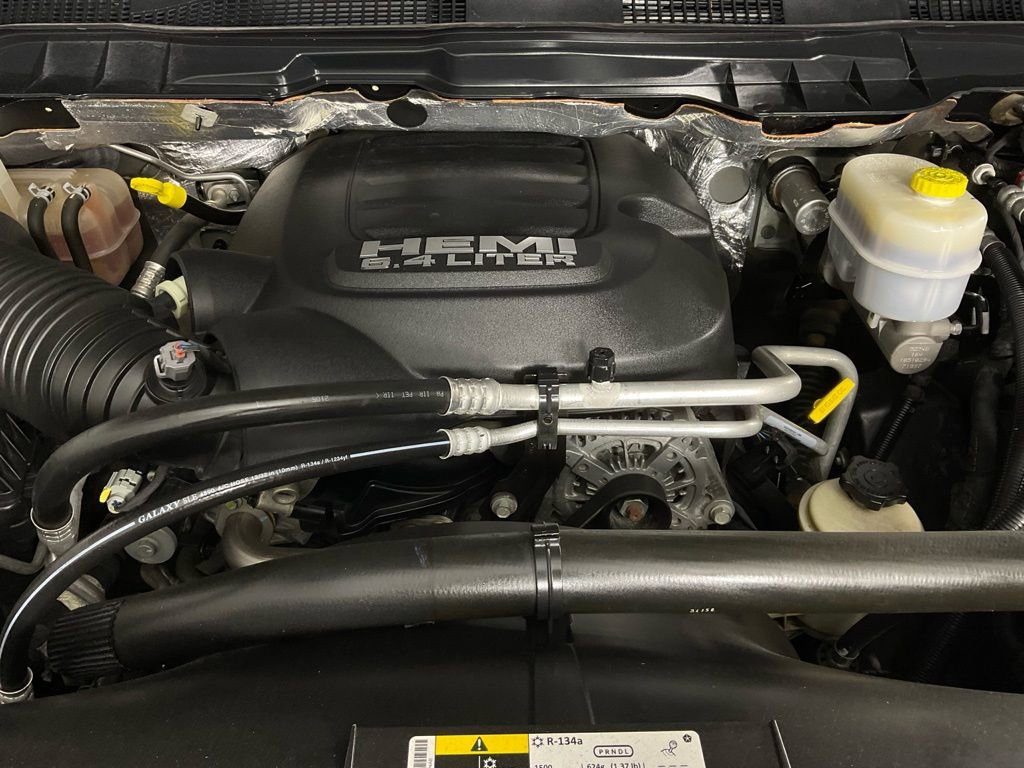 Used 2016 RAM 2500 SLT image 9