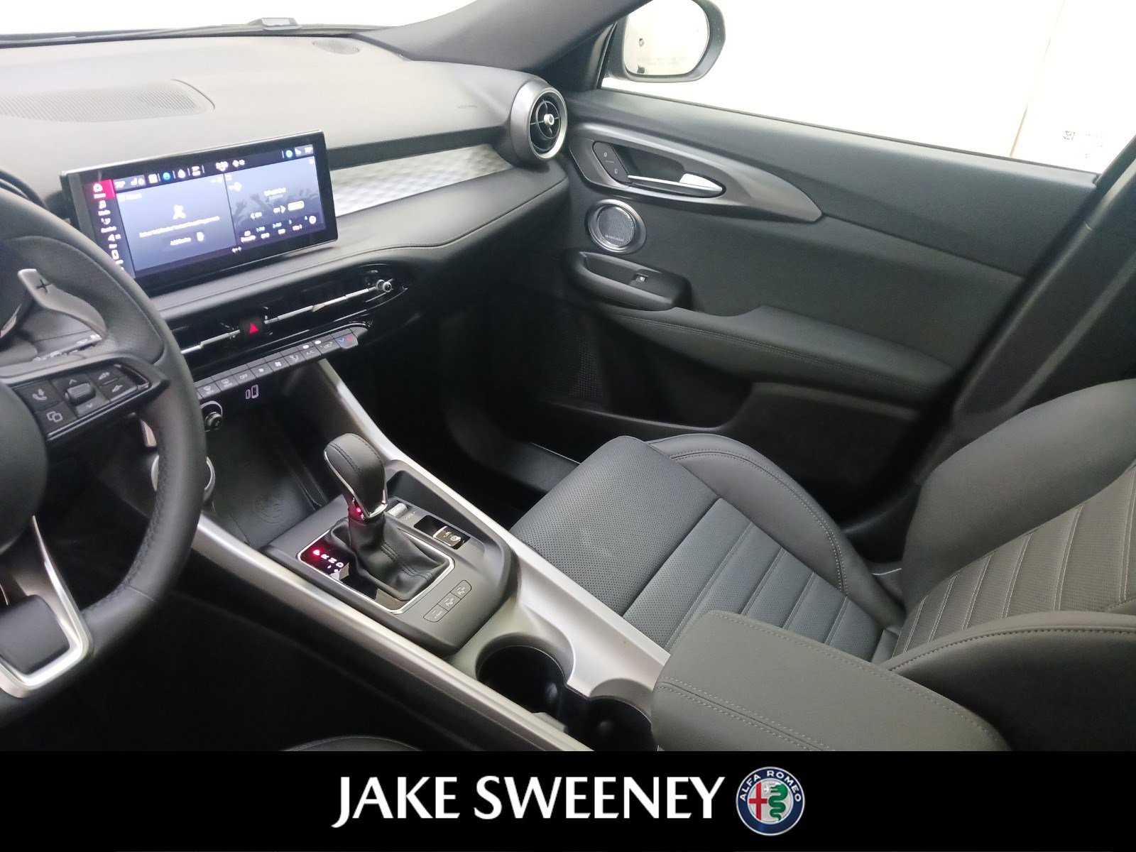 New 2024 Alfa Romeo Tonale Veloce image 25