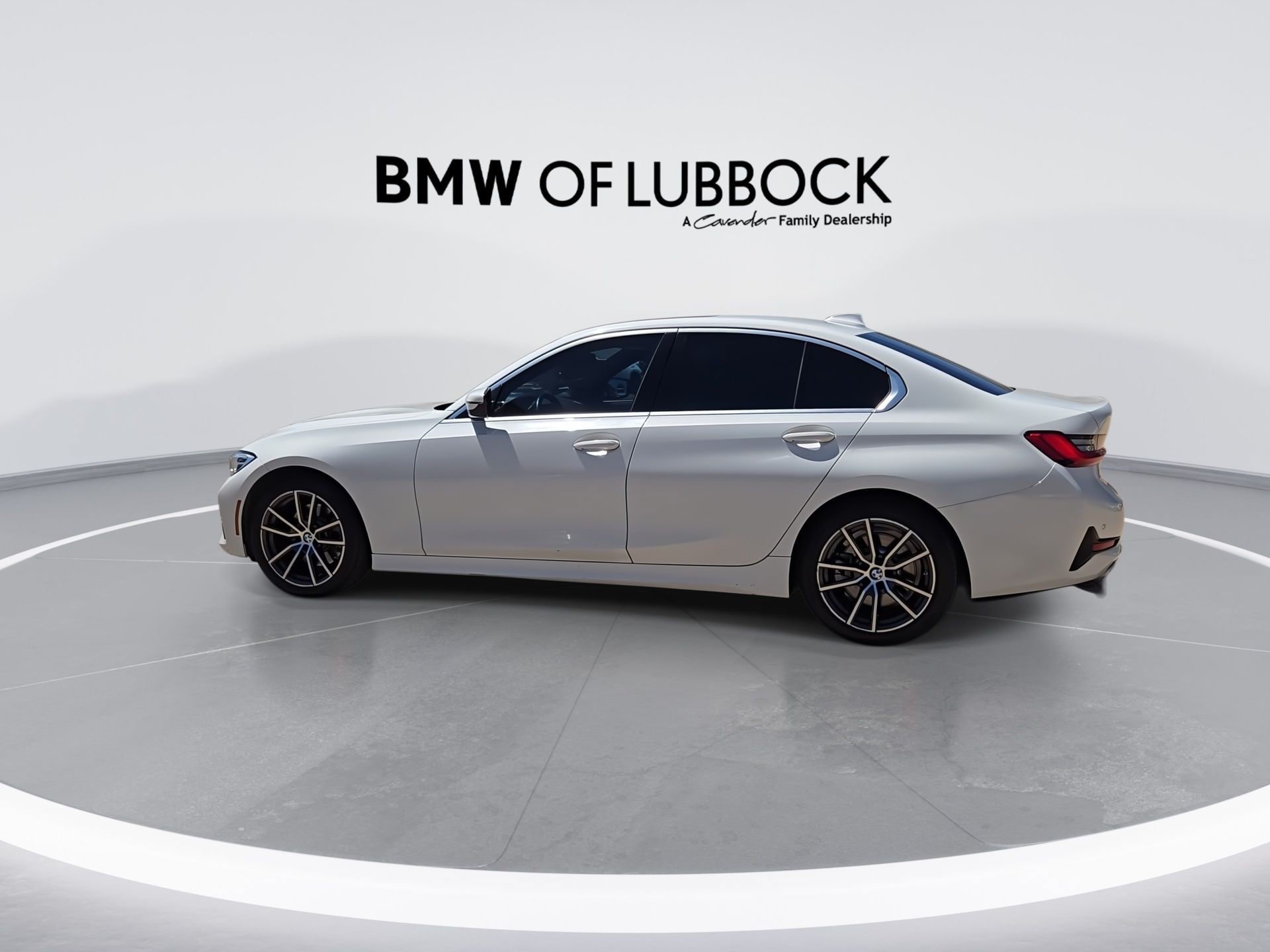 Used 2020 BMW 330i xDrive Sedan w/ Convenience Package AWD/4WD image 6