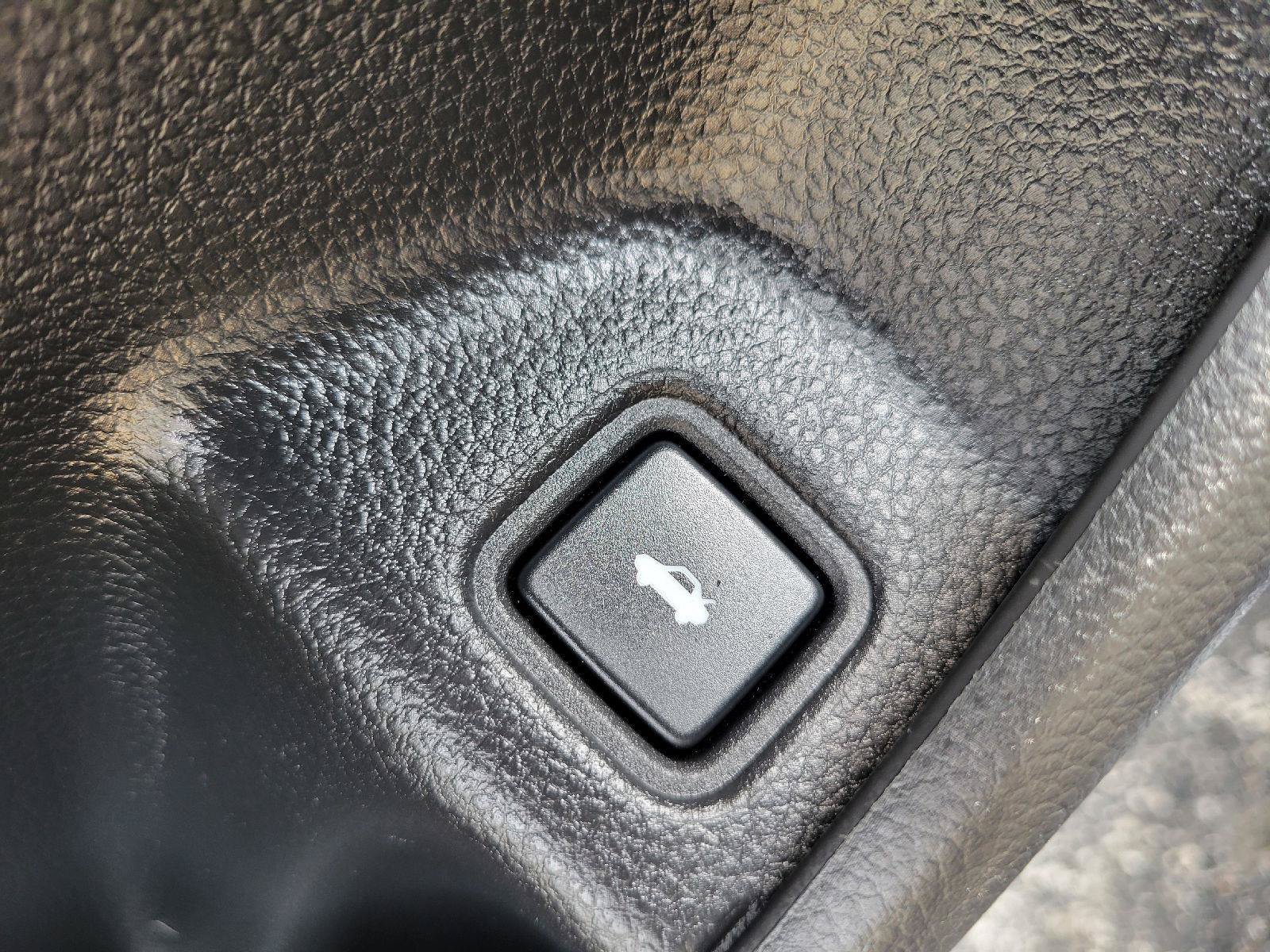 Used 2018 Honda Accord EX-L image 9