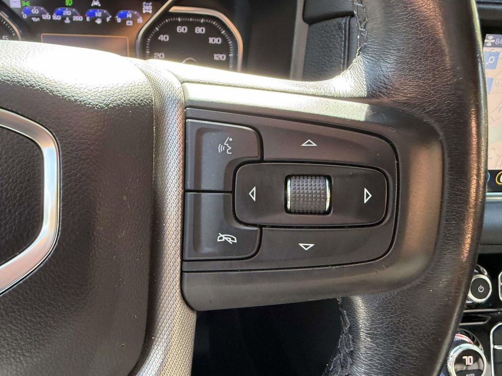 Used 2021 GMC Yukon Denali w/ Denali Premium Package image 22