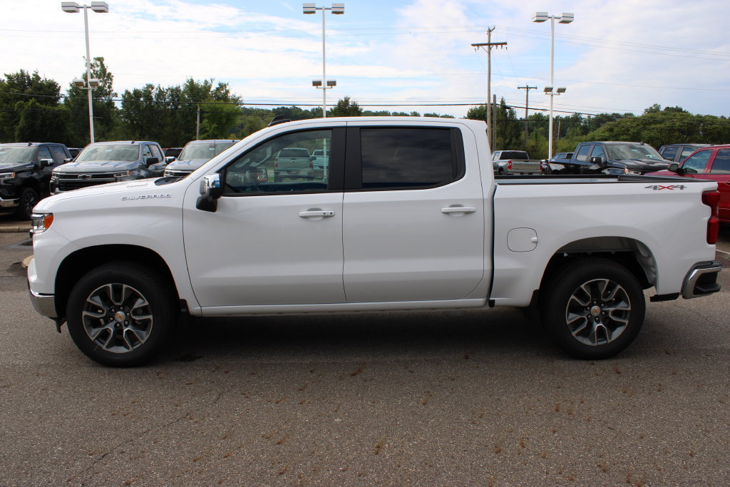 New 2026 Chevrolet Silverado 1500 LT w/ Safety Package AWD/4WD image 32