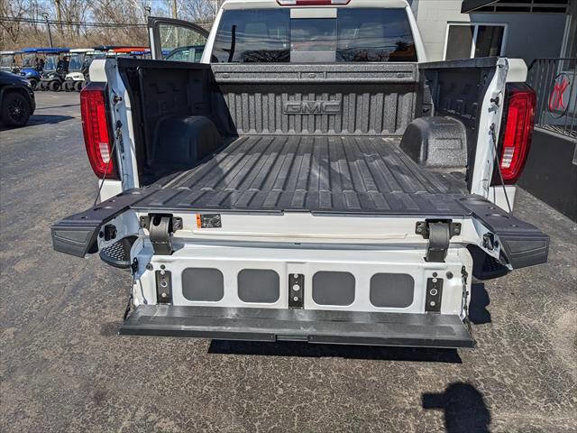 Used 2023 GMC Sierra 1500 SLT w/ SLT Premium Package image 9