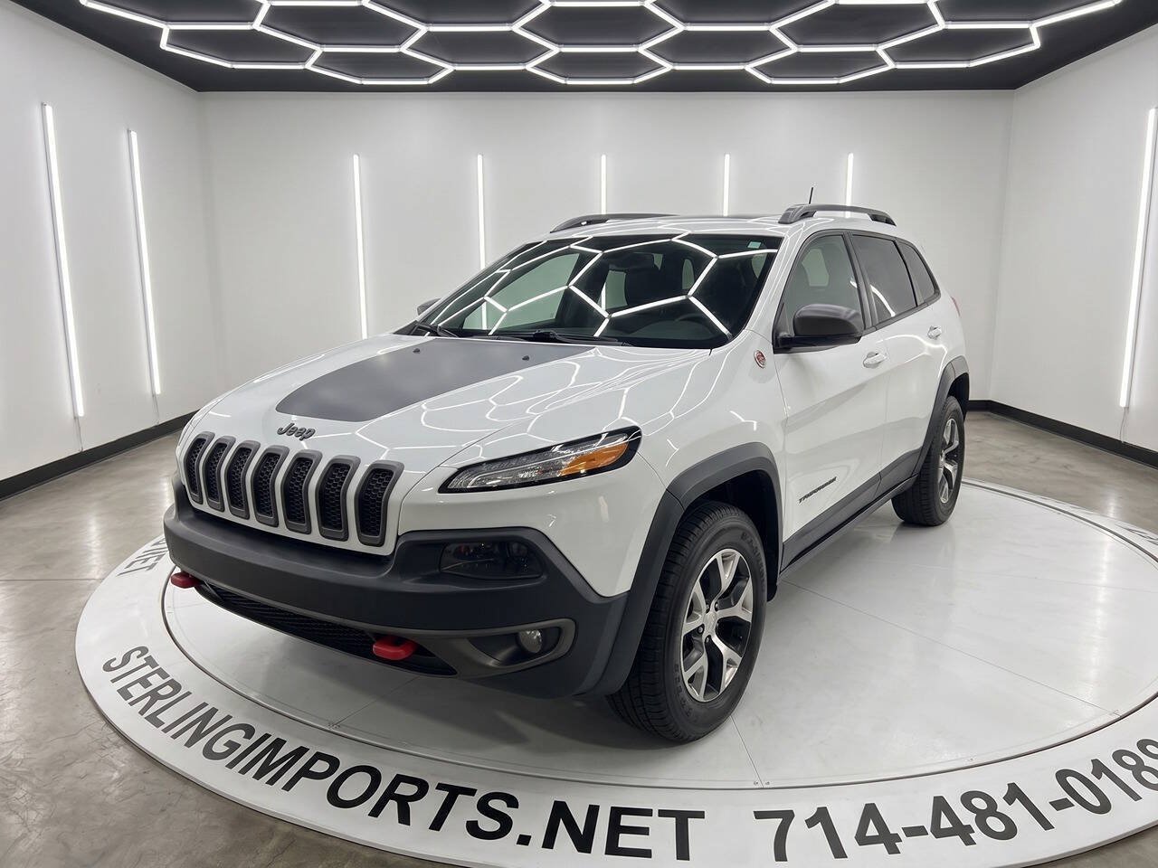 Used 2016 Jeep Cherokee Trailhawk w/ Comfort/Convenience Group