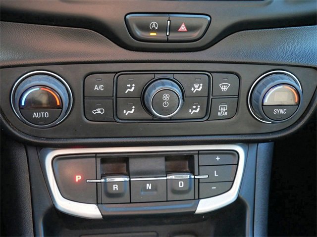 Used 2023 GMC Terrain SLE w/ Driver Convenience Package image 21