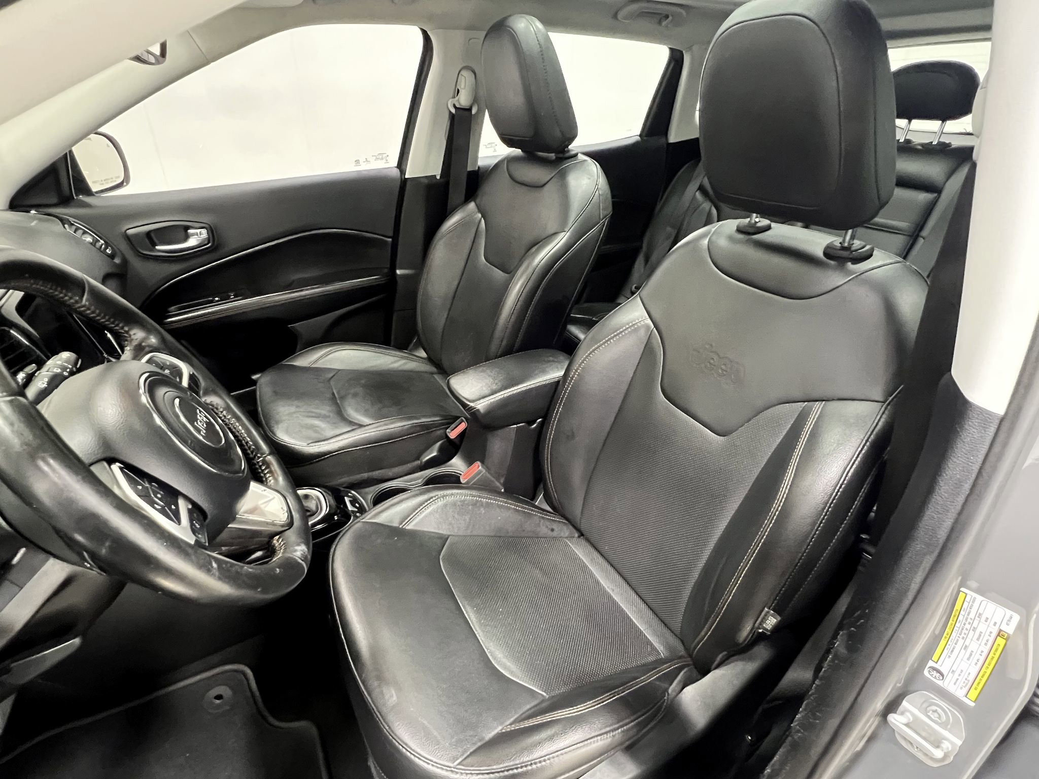 Used 2019 Jeep Compass Limited w/ Safety & Security Group AWD/4WD image 14