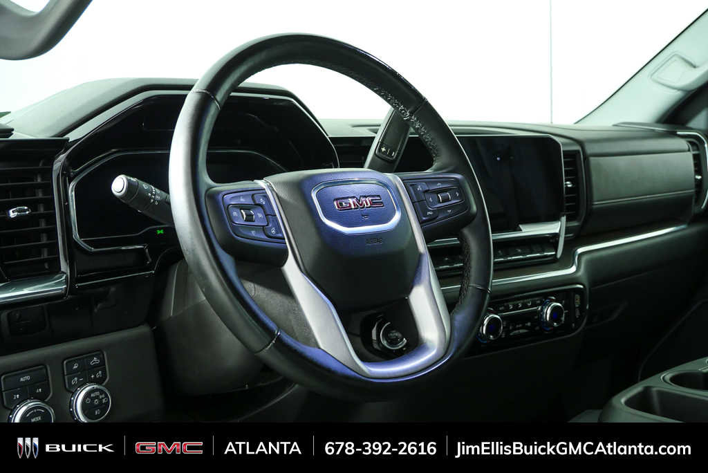 Used 2025 GMC Sierra 1500 SLT image 4