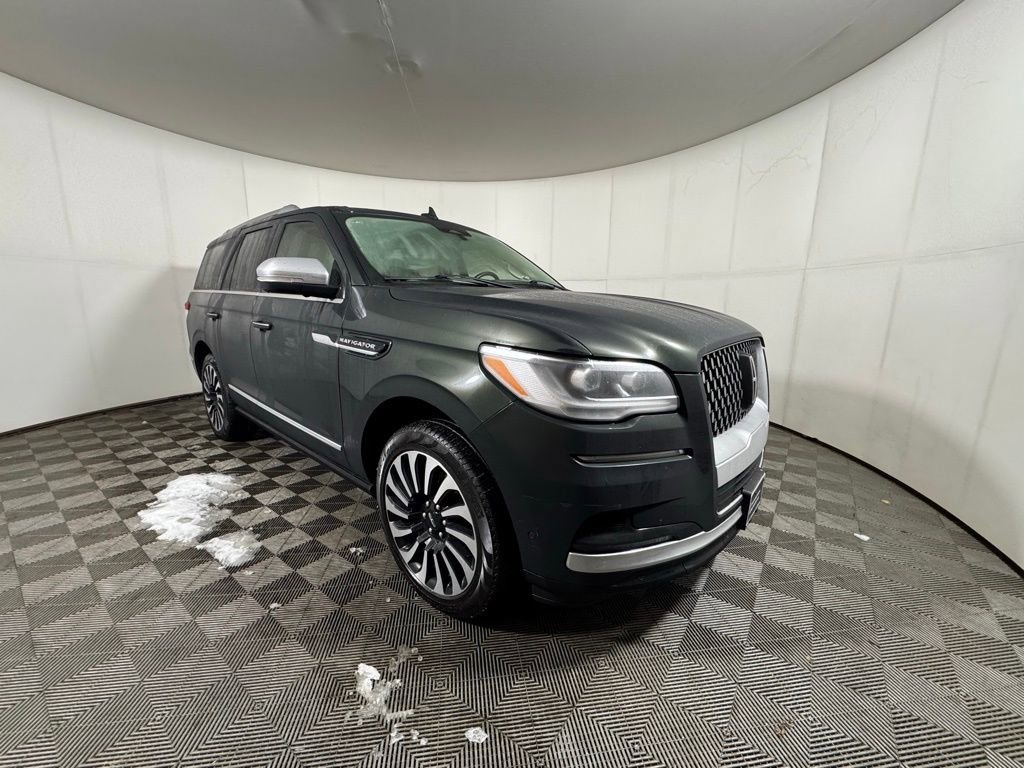 Certified 2023 Lincoln Navigator Black Label image 9