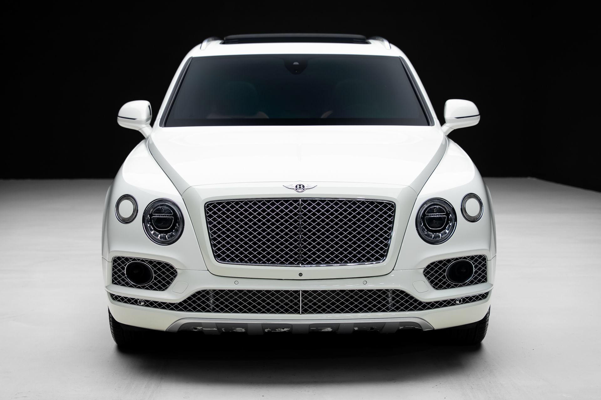 Used 2018 Bentley Bentayga AWD/4WD image 7