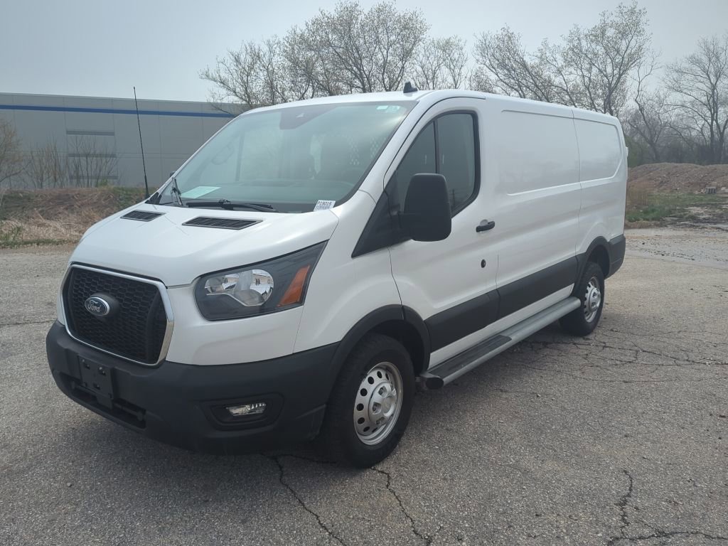 Used 2024 Ford Transit 250 Low Roof AWD w/ Exterior Upgrade Package image 4