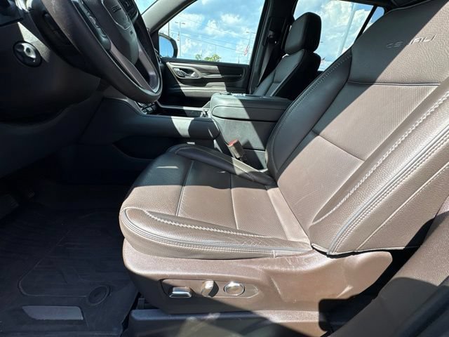 Used 2023 GMC Yukon Denali AWD/4WD image 11