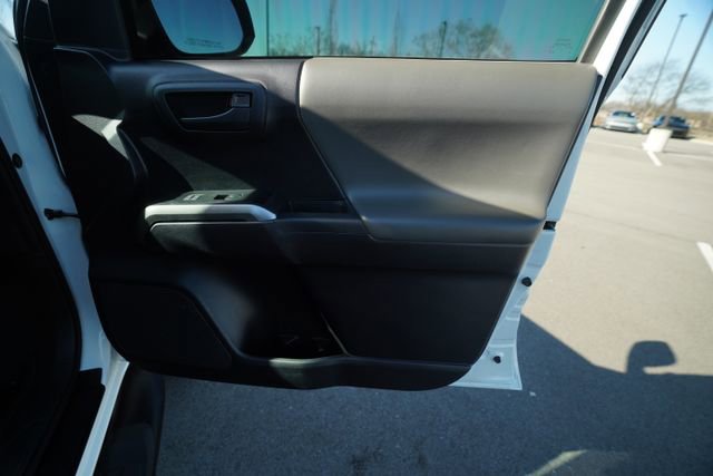 Used 2020 Toyota Tacoma SR5 image 19