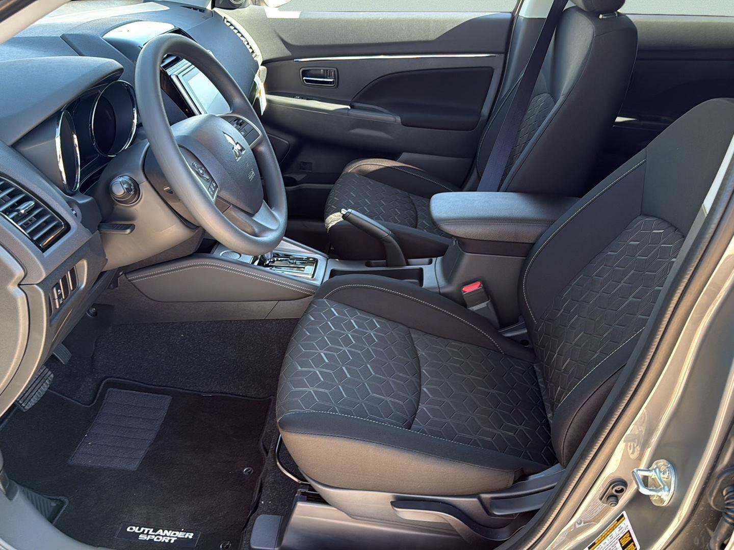 New 2027 Mitsubishi Outlander Sport FWD image 22