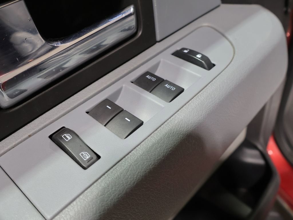 Used 2013 Ford F150 XLT w/ Luxury Equipment Group AWD/4WD image 15