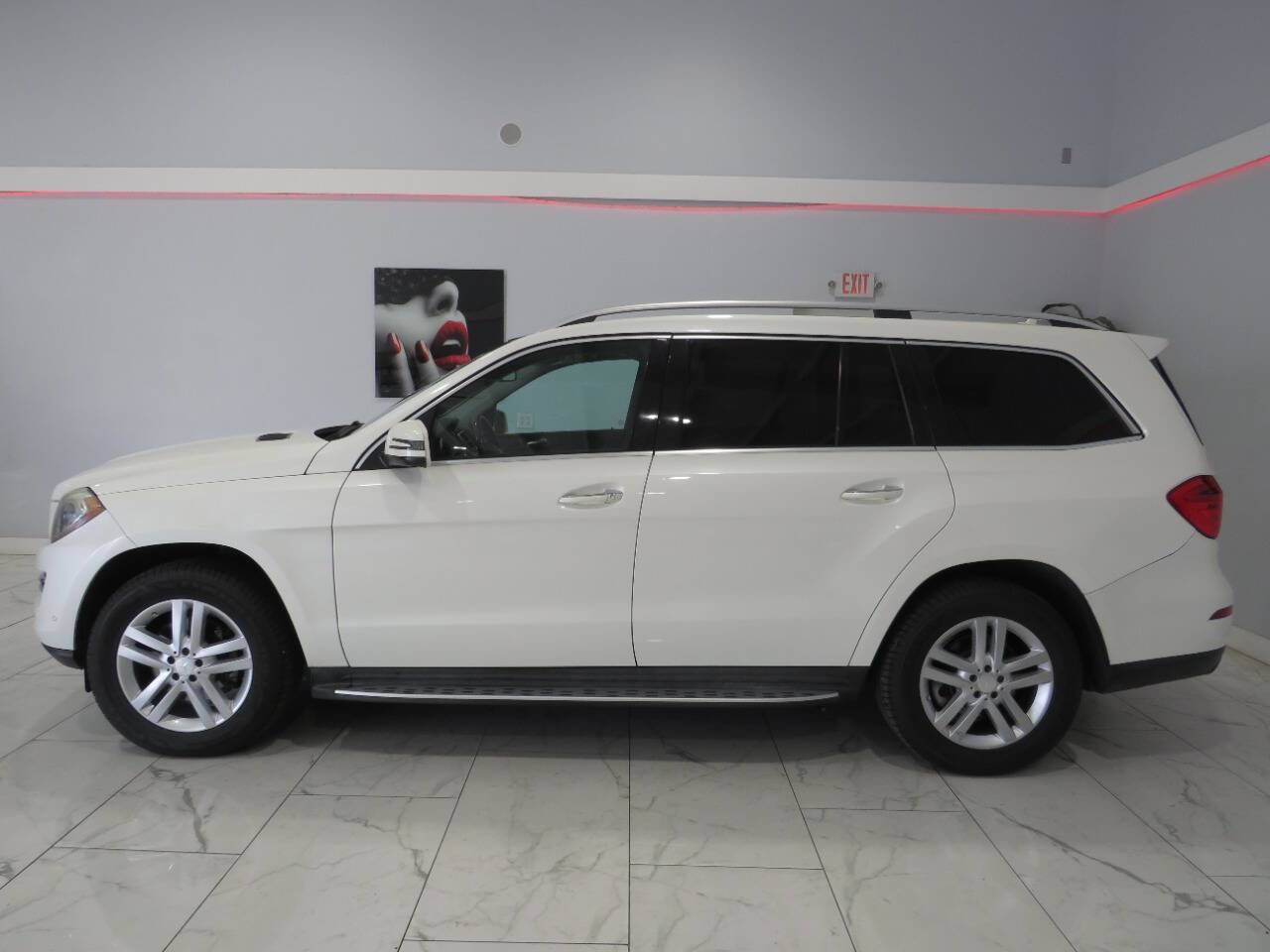 Used 2016 Mercedes-Benz GL 450 4MATIC w/ Premium I Package image 6