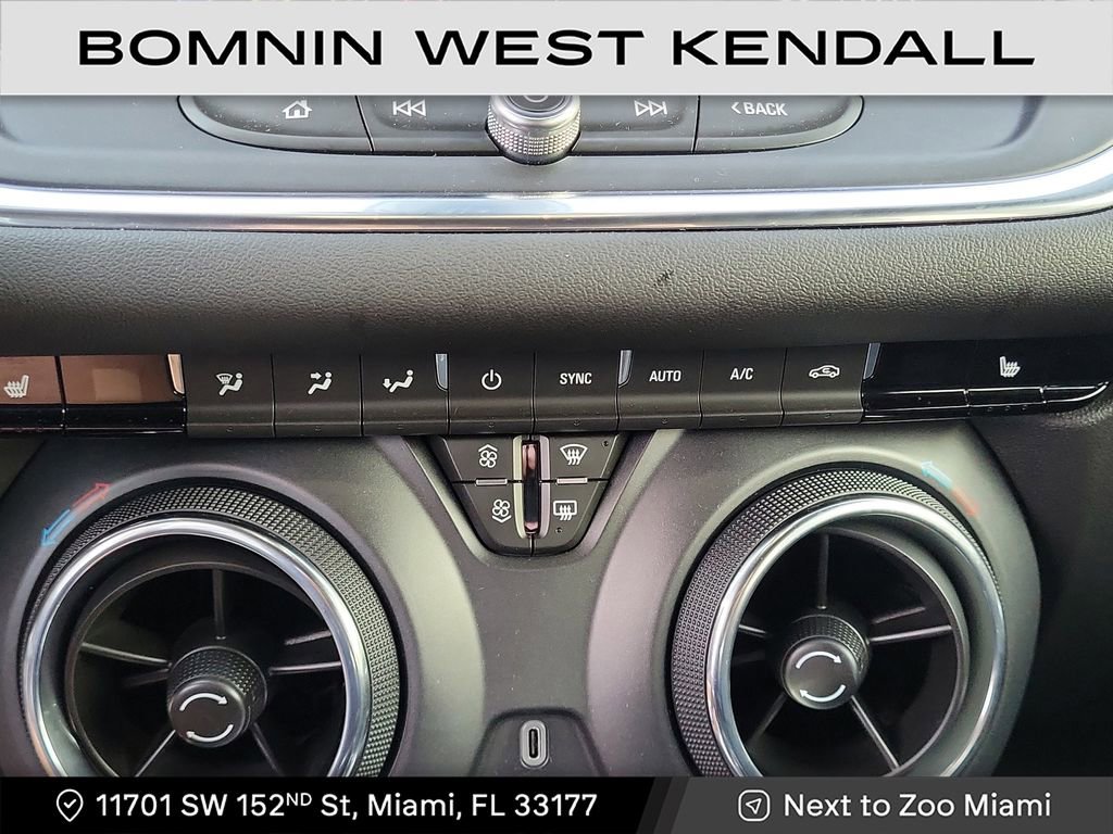 Used 2024 Chevrolet Blazer LT image 19