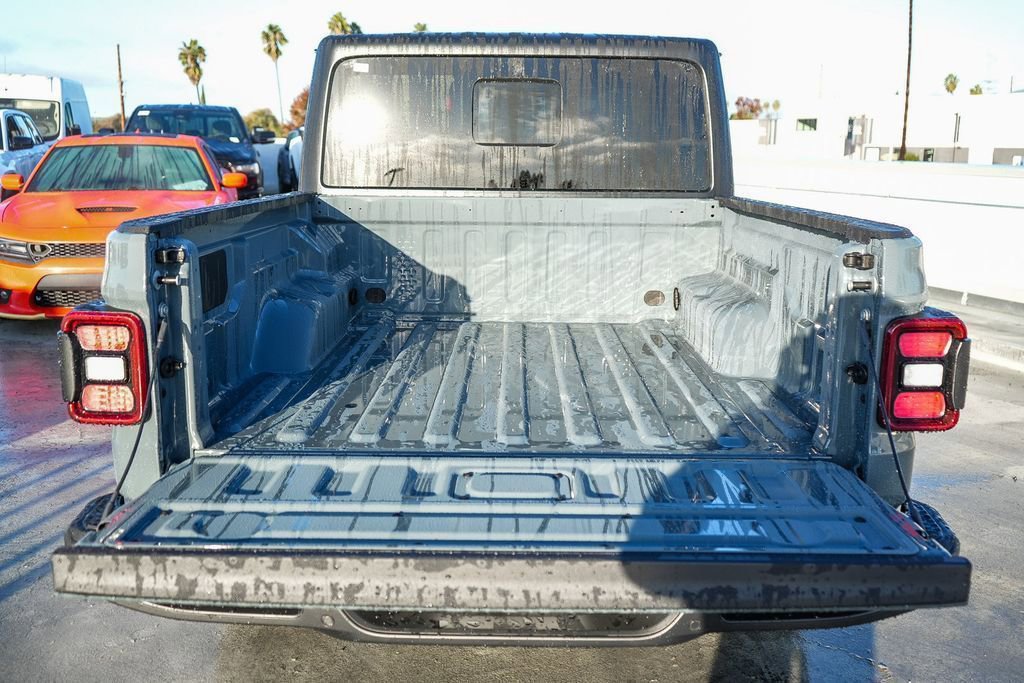 New 2026 Jeep Gladiator Sport image 27